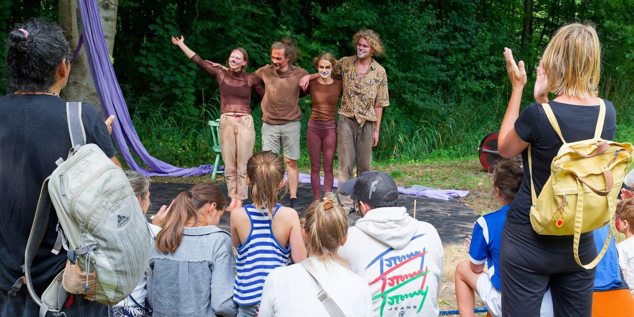 Photo © 2025 Joris Louwes
http://www.pushthisbutton.com
Over de Brug Feest 2025